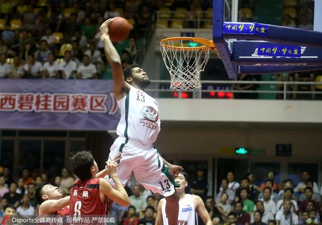 夏侯看足球 夏侯看足球